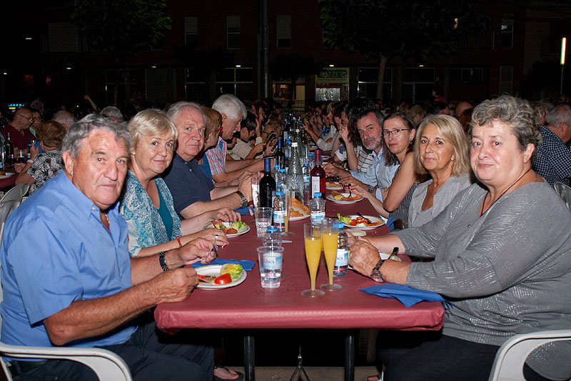 04-08-16-festa-major-caldes-de-malavella-sopar-popular-17