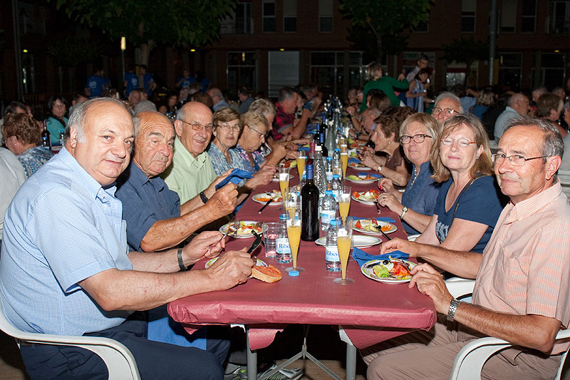 04-08-16-festa-major-caldes-de-malavella-sopar-popular-5