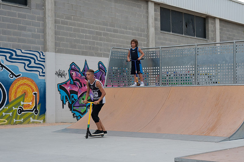 05-08-16-festa-major-baixada-longboard-14