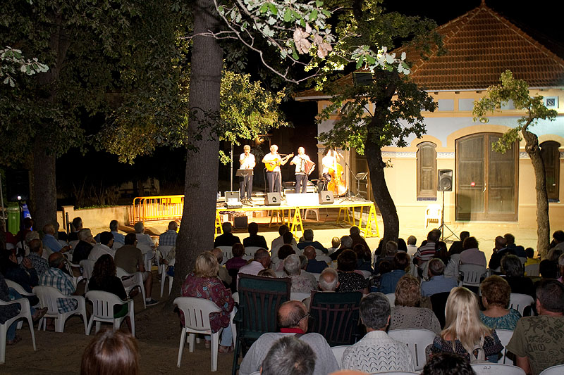 05-08-16-havaneres-i-concert-envelat-festa-major-caldes-de-malavella-9