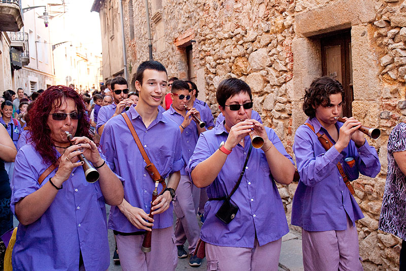 06-08-16-cercavila-colla-gegantera-festa-major-caldes-de-malavella-10