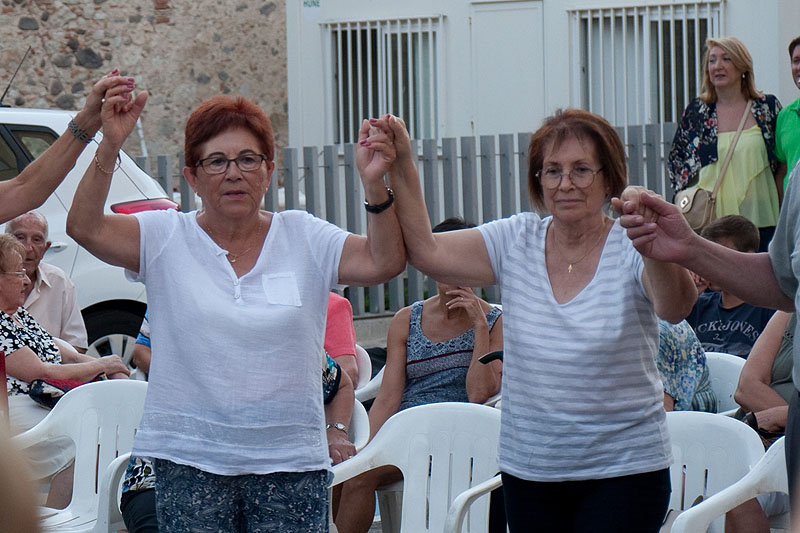 06-08-16-sardanes-festa-major-caldes-de-malavella-12