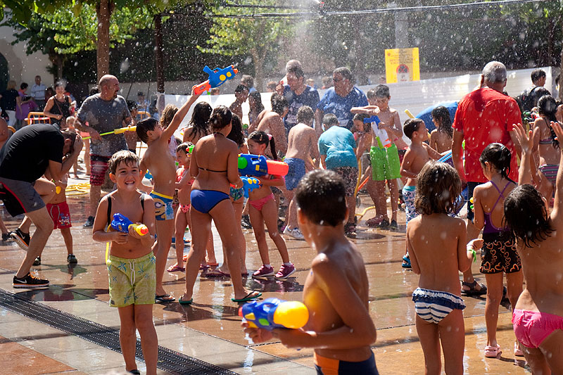 06-08-bati-aigua-festa-de-3-escuma-festa-major-caldes-de-malavella-3