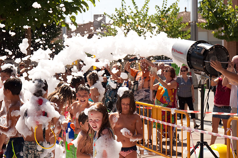 06-08-bati-aigua-festa-de-6-escuma-festa-major-caldes-de-malavella-6