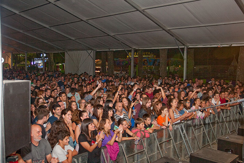 07-08-16-concert-i-eleccio-hereu-i-pubilla-festa-major-caldes-de-malavella-1