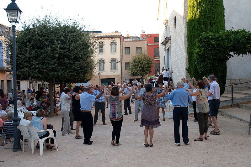 07-08-16-sardanes-diumenge-festa-major-caldes-de-malavella