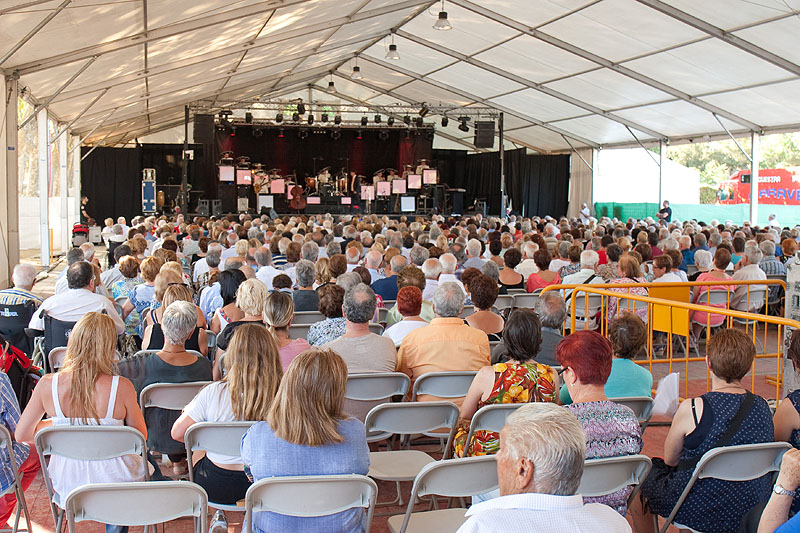 08-08-16-concert-i-ball-maravella-festa-major-caldes-de-malavella-1