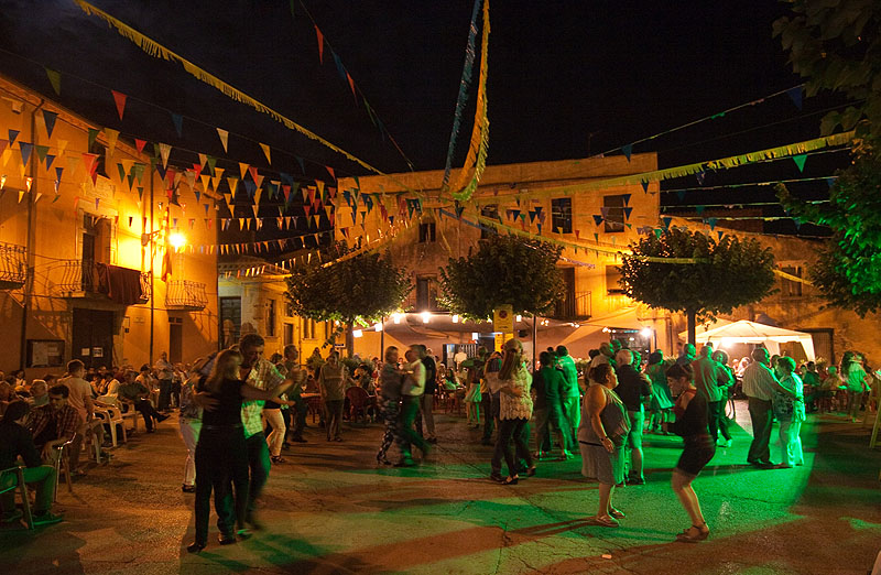 ball-nostalgia-festa-major-caldes-de-malavella-2015-7