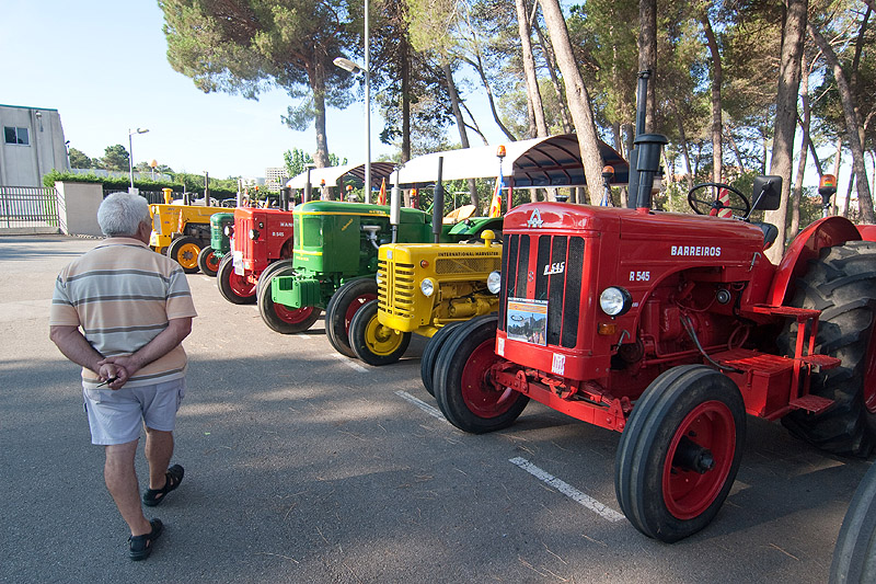trobada-de-tractors-antics-festa-major-caldes-de-malavella-2015-10