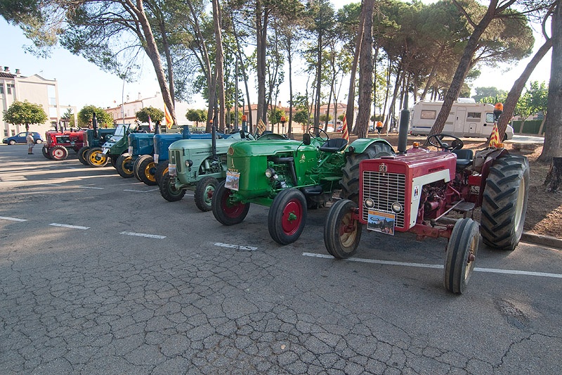 trobada-de-tractors-antics-festa-major-caldes-de-malavella-2015-4