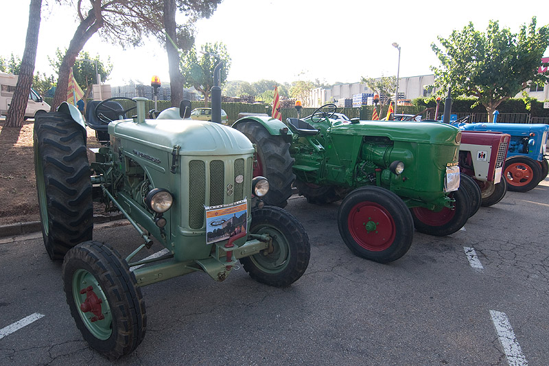 trobada-de-tractors-antics-festa-major-caldes-de-malavella-2015-5