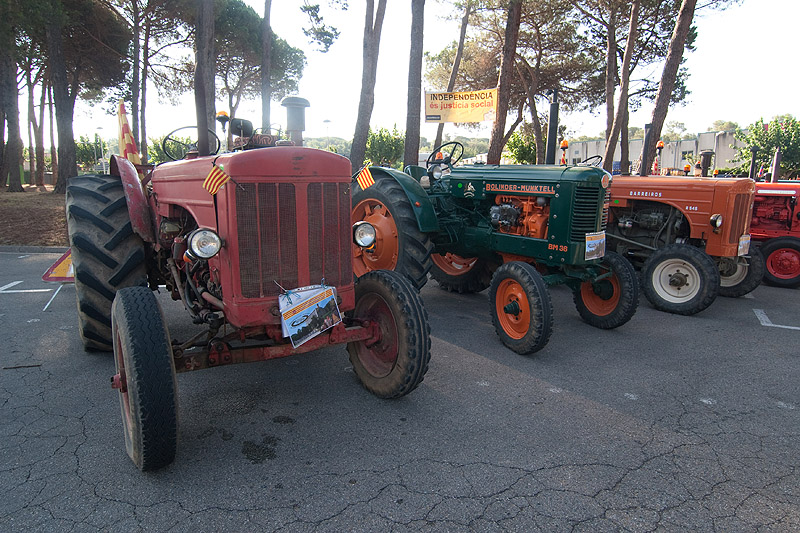 trobada-de-tractors-antics-festa-major-caldes-de-malavella-2015-8